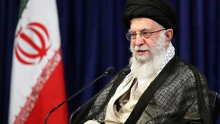 ARCHIV - Ajatollah Ali Chamenei, Oberster Führer und geistliches Oberhaupt des Iran. Foto: -/Office of the Iranian Supreme Leader/dpa