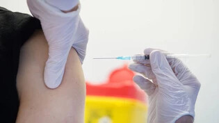 Über die Festtage können Impfwillige ihre Schutzimpfung ohne Voranmeldung erhalten. Mit Voranmeldung wird auch geboostert.
