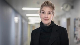 «Ausserordentliche» und «belastende» Situation: Stephanie Hackethal, CEO des Kantonsspitals Glarus, informiert in einem internen Schreiben über die finanzielle Schieflage.