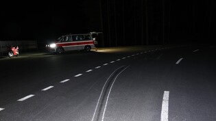 Kurz vor Mitternacht: In der Rechtskurve auf Höhe Staumauer verlor der Töfffahrer die Herrschaft über sein Fahrzeug.