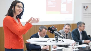 Kantonsärztin Marina Jamnicki zieht eine erste positive Bilanz nach dem Impfstart im Kanton Graubünden.