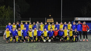 Freundschaftsspiel: Die FA Raetia zusammen mit der Selezione di calcio della Città del Vaticano.