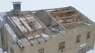 Rückblick: Sturmtief «Vaia» richtete am Dach des Albulahospiz massiven Schaden an.
