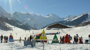 Der Eggli-Skilift dient von 1975 bis 2012 als Einsteigergelände.