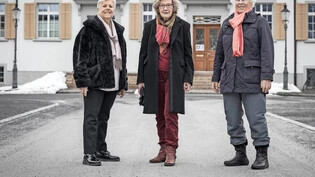 Am Sonntag werden Andrea Trümpy (von links), Käthi Meier und Annemai Kamm in Glarus miteinander 50 Jahre Stimmrecht feiern.