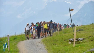 Zum Start der diesjährigen Südostschweiz Wandertage ging es von Braunwald nach Luchsingen.