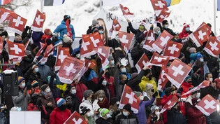 Grossanlass in Graubünden? Die Skifans könnten 2028 den Skifahrerinnen und Skifahrern an den FIS Games in St. Moritz zujubeln.