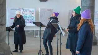 Schrei nach Gleichberechtigung: In «Vuschs visiblas – Visible Voices» verkörpern Ursina Giger, Annina Hunziker, Anna Kühn und Wanda Wylowa (von links) vier unterschiedliche Frauenstimmen.