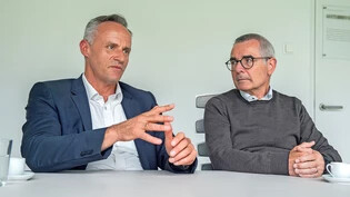 Haben gemeinsam Grosses vor: Till Hornung, CEO der Kliniken Valens (links), und  Markus Gautschi, CEO der Zürcher Rehazentren, erläutern im Interview die Vorteile einer Fusion zur neuen Nummer 1 unter den Schweizer Rehabilitationskliniken.