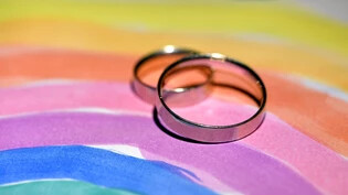 «Ehe für alle»: Seit rund einem Jahr dürfen sich in der Schweiz auch homosexuelle Paare trauen lassen.